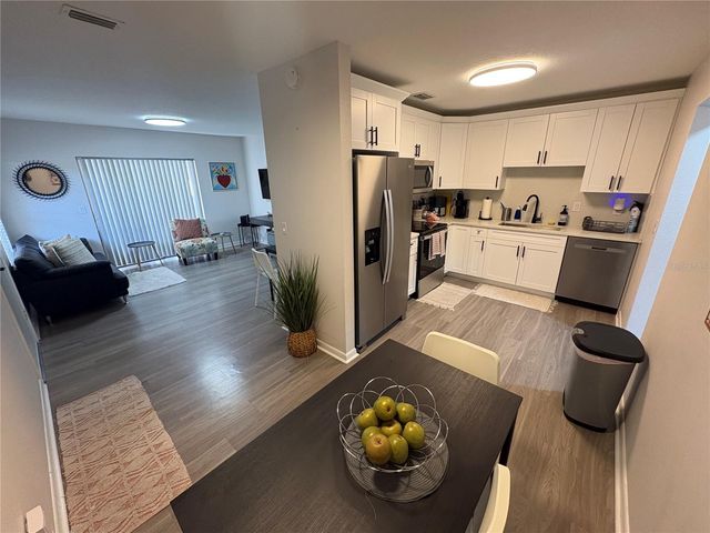 5210 S ZION STREET, Tampa, FL 33611