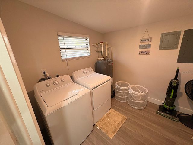 5210 S ZION STREET, Tampa, FL 33611