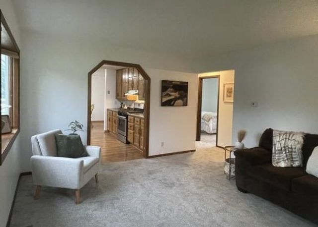 440 106th Avenue NW, Coon Rapids, MN 55448