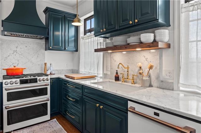 903 West End Boulevard, Winston-salem, NC 27101