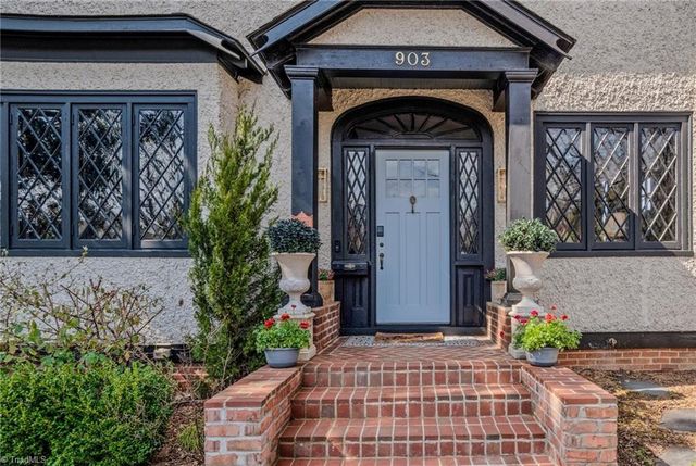 903 West End Boulevard, Winston-salem, NC 27101