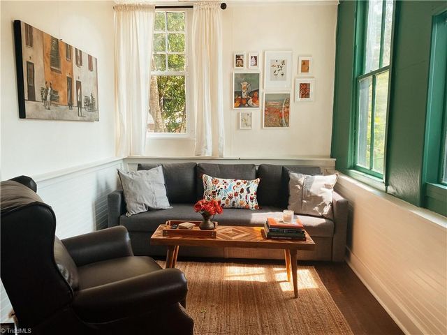 903 West End Boulevard, Winston-salem, NC 27101