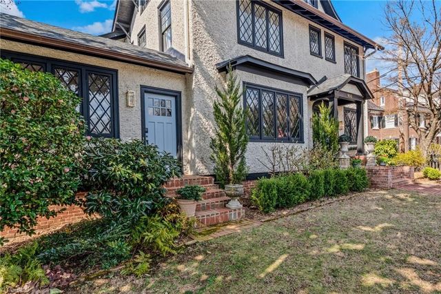 903 West End Boulevard, Winston-salem, NC 27101