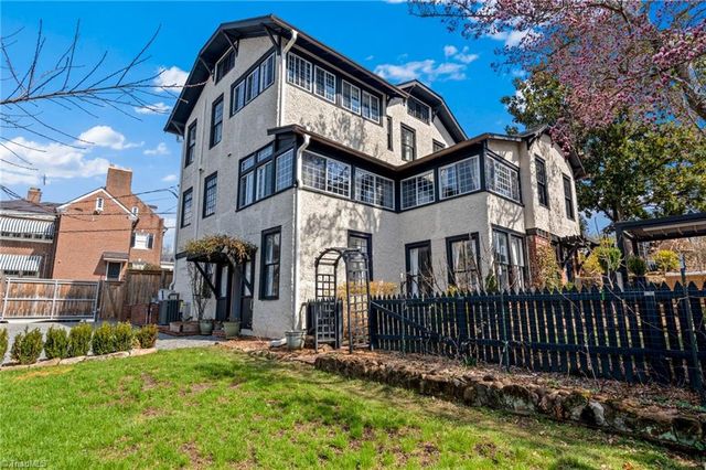 903 West End Boulevard, Winston-salem, NC 27101