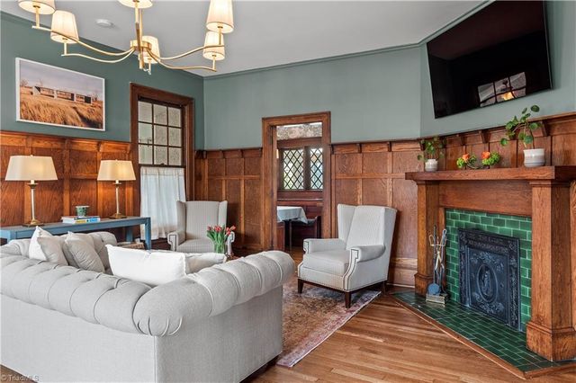 903 West End Boulevard, Winston-salem, NC 27101