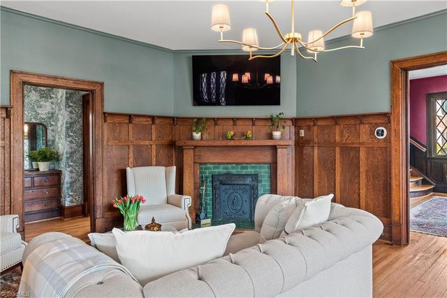 903 West End Boulevard, Winston-salem, NC 27101