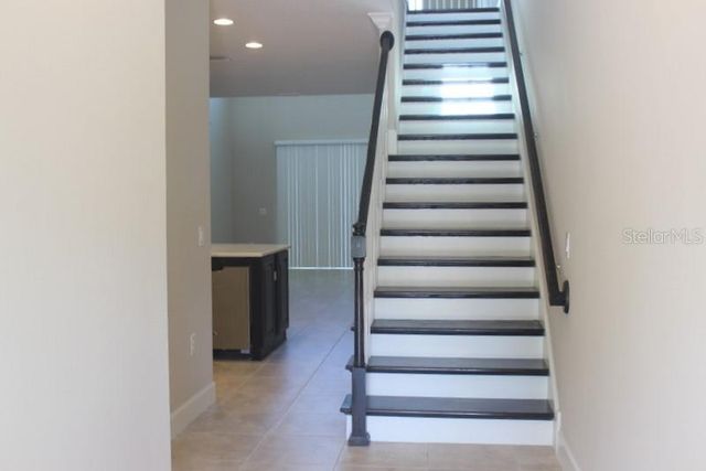 8733 TERRACINA LAKE DRIVE, Tampa, FL 33625