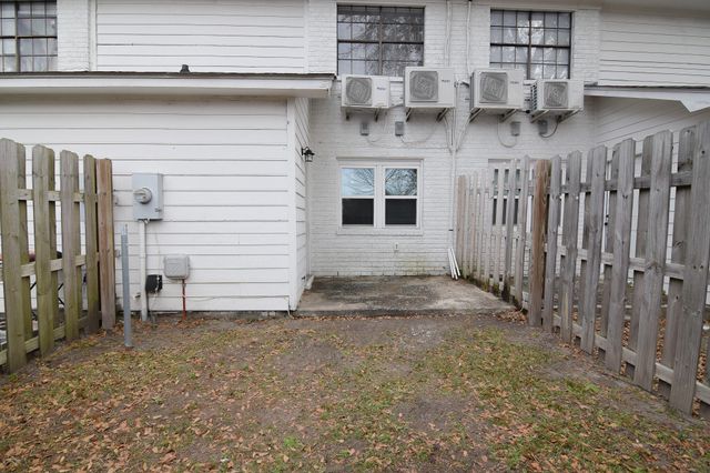 7733 Oldridge Road A, North Charleston, SC 29418