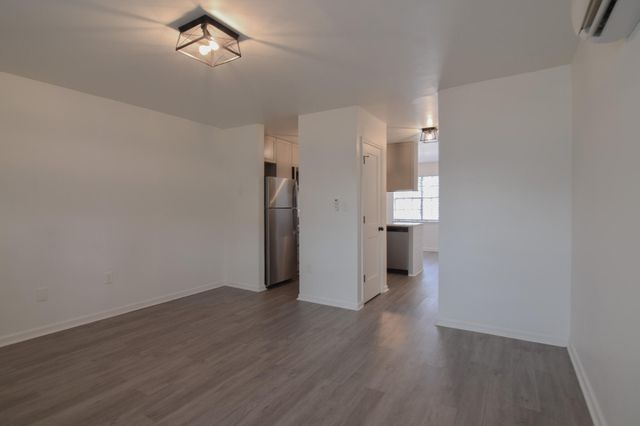 7733 Oldridge Road A, North Charleston, SC 29418