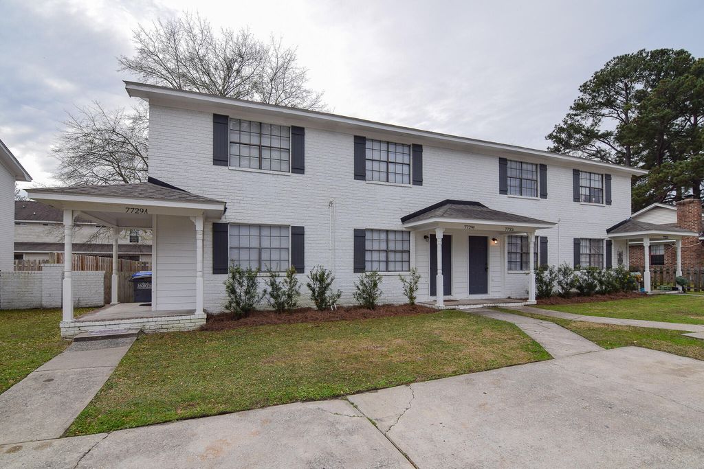 7733 Oldridge Road A, North Charleston, SC 29418