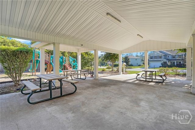 250 Whitaker Way N, Richmond Hill, GA 31324