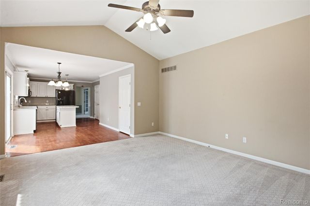 22085 Cherrywood Road, Woodhaven, MI 48183