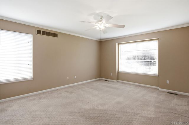 22085 Cherrywood Road, Woodhaven, MI 48183