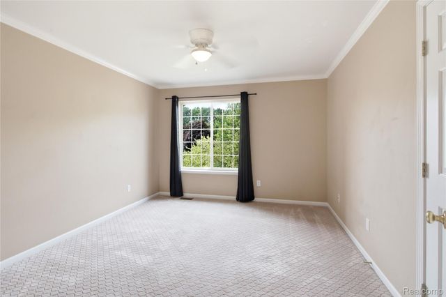 22085 Cherrywood Road, Woodhaven, MI 48183