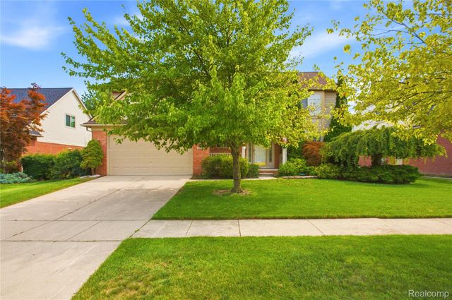 22085 Cherrywood Road, Woodhaven, MI 48183