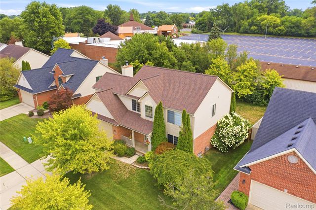 22085 Cherrywood Road, Woodhaven, MI 48183
