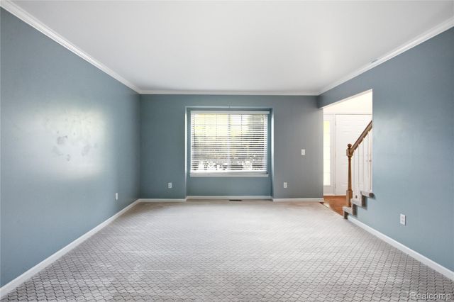 22085 Cherrywood Road, Woodhaven, MI 48183