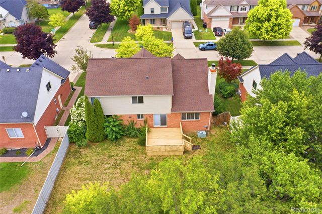 22085 Cherrywood Road, Woodhaven, MI 48183