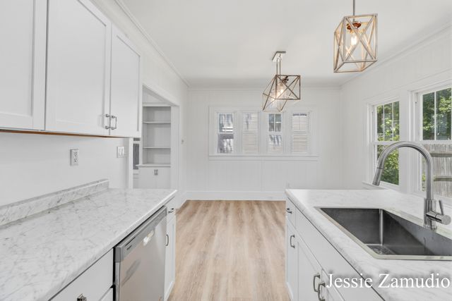 1810 Eastern Avenue Se, City Of Grand Rapids, MI 49507