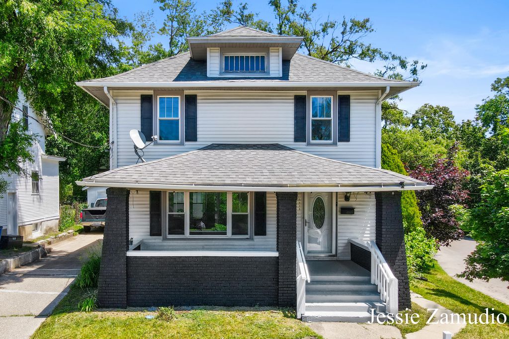 1810 Eastern Avenue Se, City Of Grand Rapids, MI 49507
