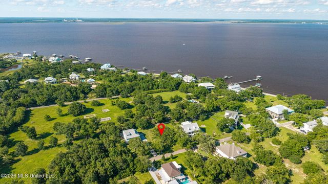113 Beverly Drive, Bay Saint Louis, MS 39520