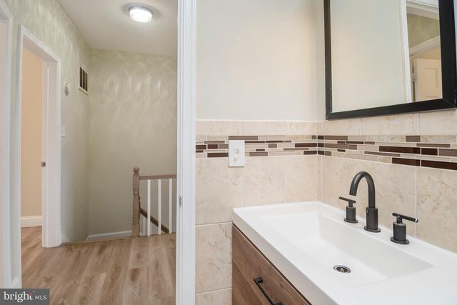 720 N EDGEWOOD ST, Baltimore, MD 21229