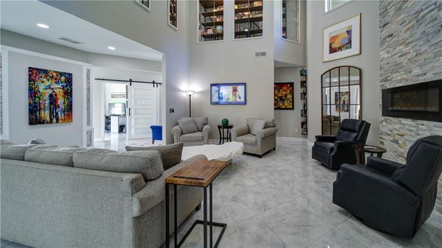 232 Waters Lake Drive, Woodstock, GA 30188