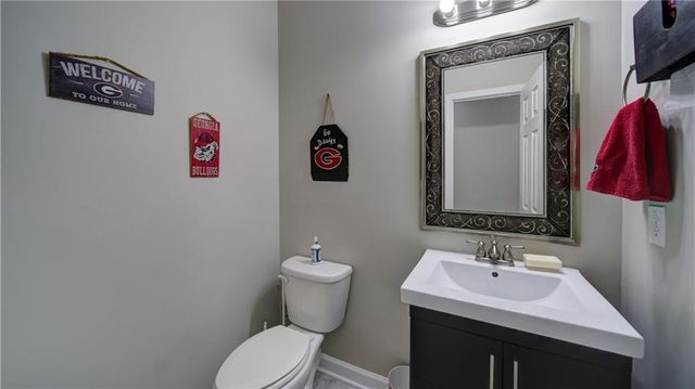 232 Waters Lake Drive, Woodstock, GA 30188