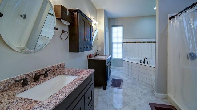 232 Waters Lake Drive, Woodstock, GA 30188