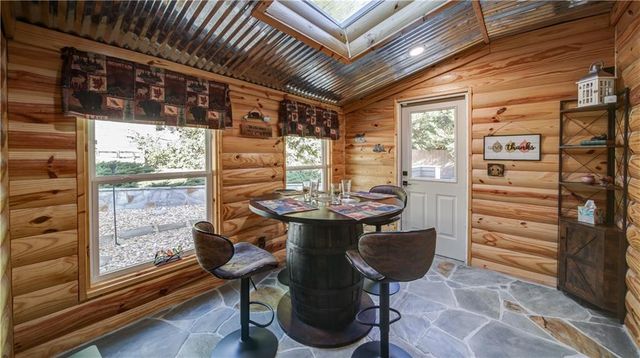 232 Waters Lake Drive, Woodstock, GA 30188