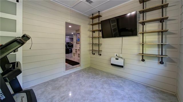 232 Waters Lake Drive, Woodstock, GA 30188