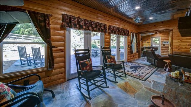 232 Waters Lake Drive, Woodstock, GA 30188