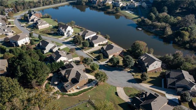 232 Waters Lake Drive, Woodstock, GA 30188