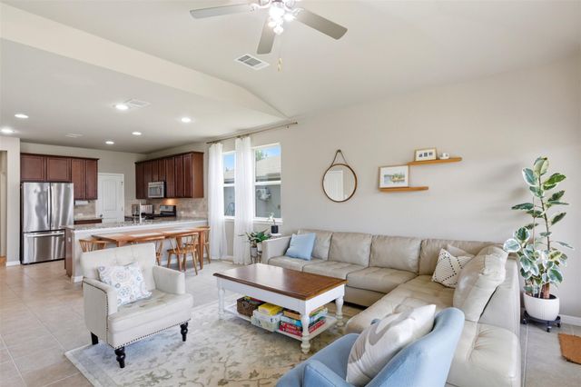 8104 Rosano ST, Round Rock, TX 78665