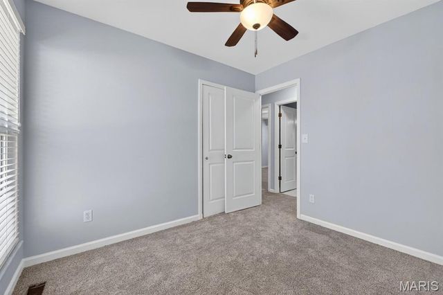 1415 Saint Theresa Lane, St Charles, MO 63304