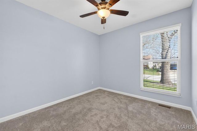 1415 Saint Theresa Lane, St Charles, MO 63304