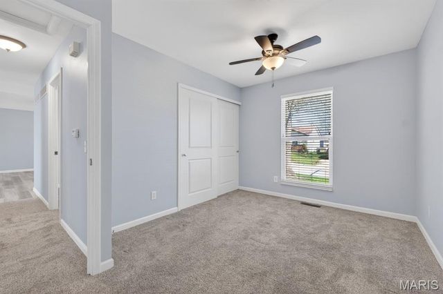 1415 Saint Theresa Lane, St Charles, MO 63304