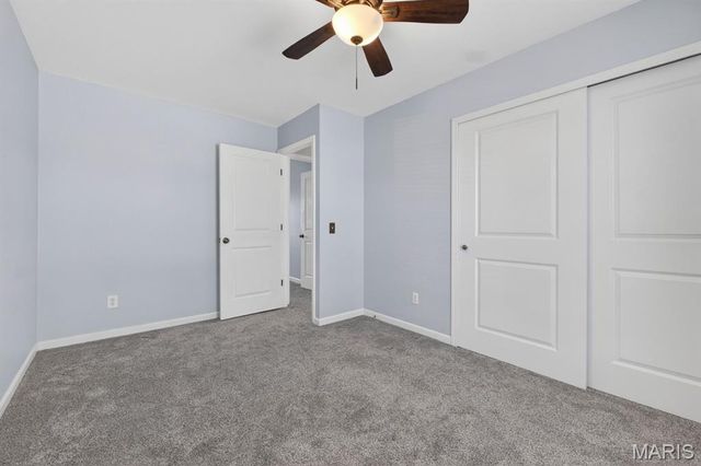 1415 Saint Theresa Lane, St Charles, MO 63304