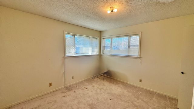 100 Poinsetta Circle, Terrell, TX 75160