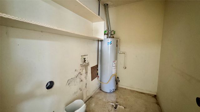 100 Poinsetta Circle, Terrell, TX 75160