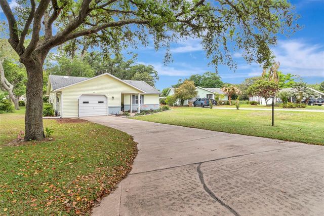 27 GORDON COURT, Leesburg, FL 34788