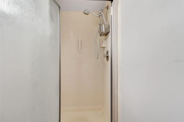 27 GORDON COURT, Leesburg, FL 34788