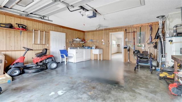 27 GORDON COURT, Leesburg, FL 34788