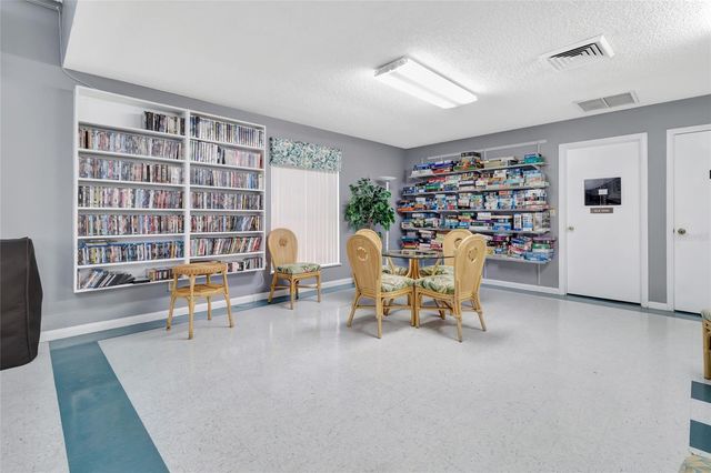 27 GORDON COURT, Leesburg, FL 34788