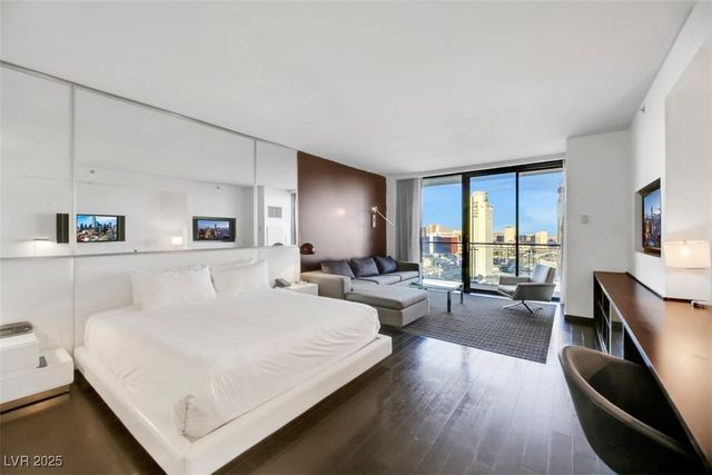 4381 West Flamingo Road 2220, Las Vegas, NV 89103