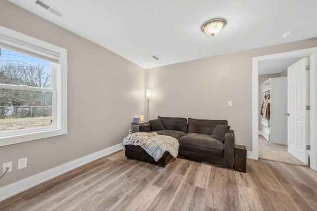 683 E Sternberg Road, Norton Shores, MI 49441