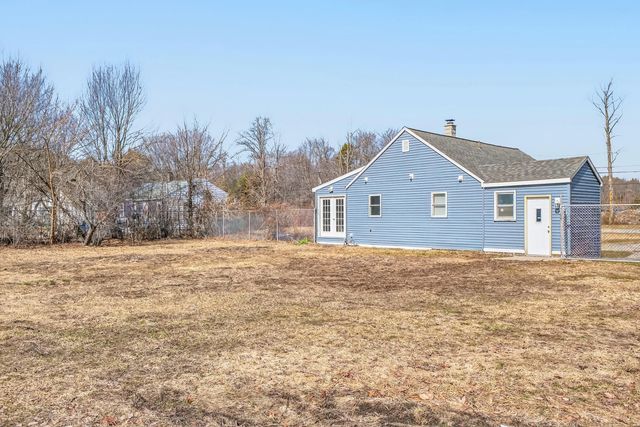 683 E Sternberg Road, Norton Shores, MI 49441