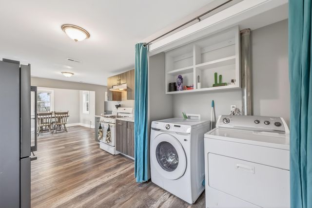 683 E Sternberg Road, Norton Shores, MI 49441