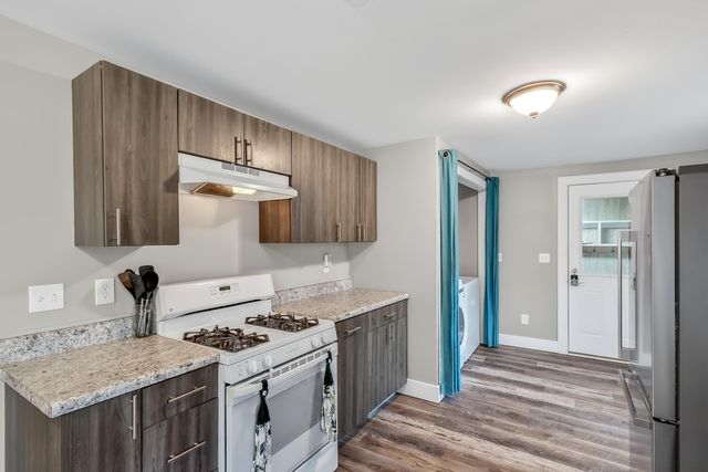 683 E Sternberg Road, Norton Shores, MI 49441