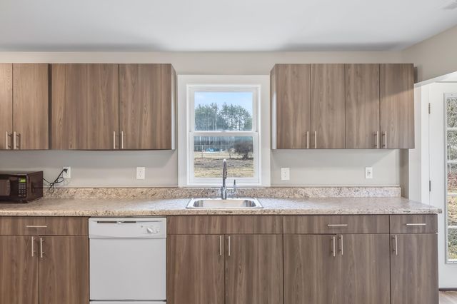 683 E Sternberg Road, Norton Shores, MI 49441